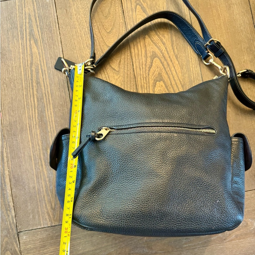 Coach Black Pebbled Leather Shoulder Bag with Gold Hardware - Picture 4 of 9